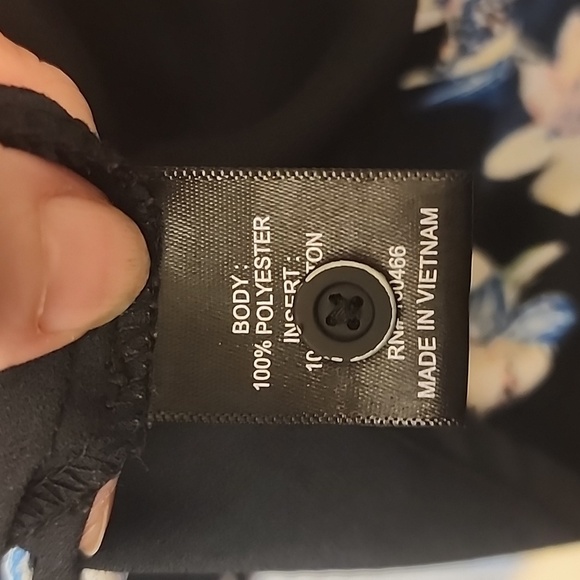 41 Hawthorn - Black, Cream, Green, 3/4 Sleeve Blouse, Size Large - Picture 6 of 9